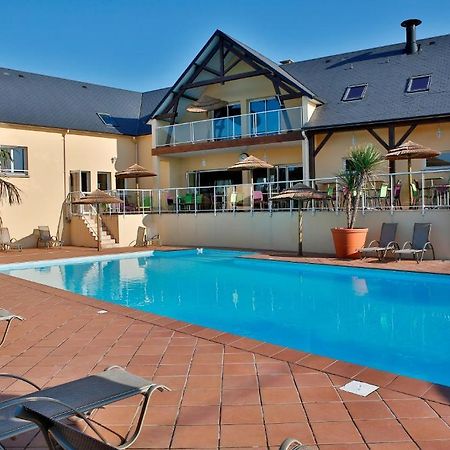 Camping Saint Michel Courtils Exterior photo